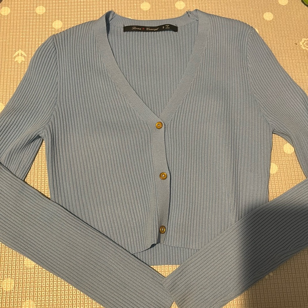 Blue cropped cardigan